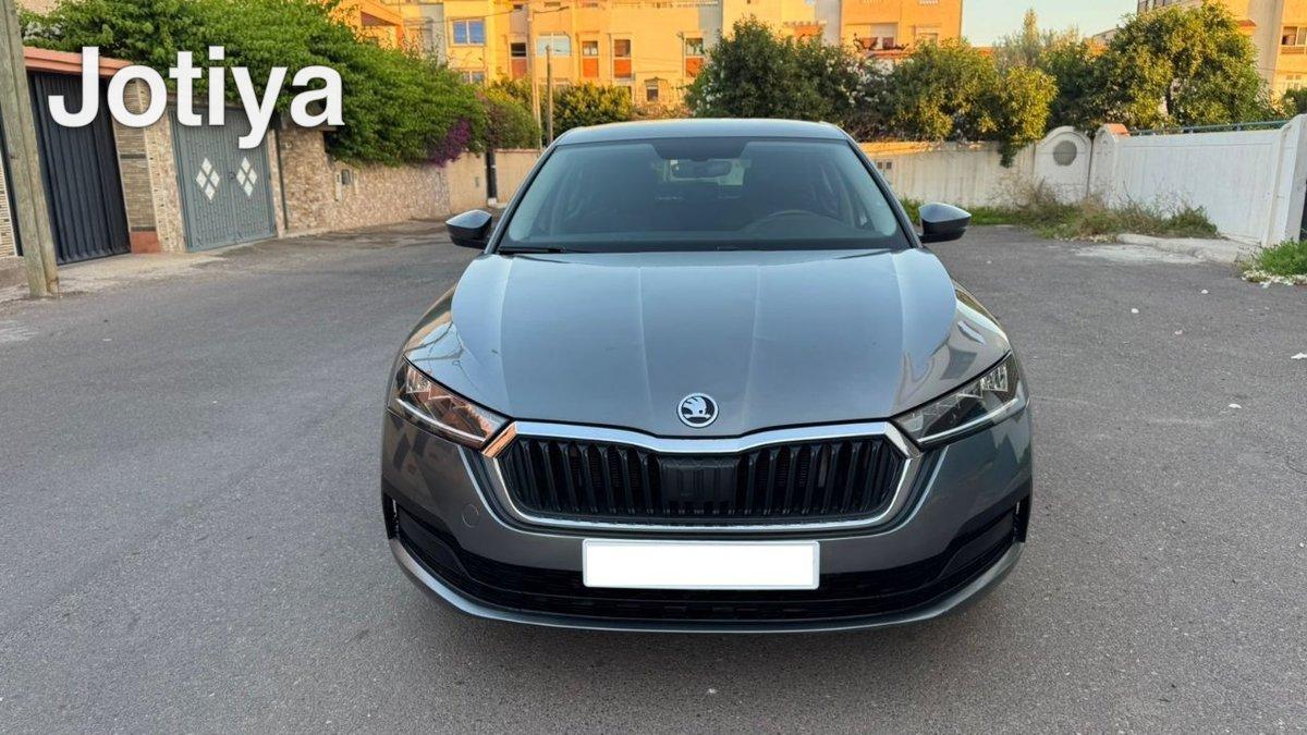 Skoda Octavia 2023 Diesel — 2/6