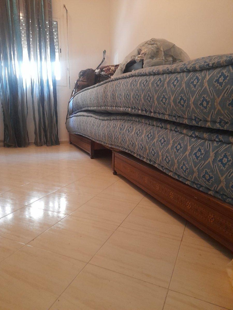 SALA SALON MAROCAIN TRES BON ETAT .vent cas de besoin . — 2/4